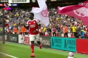 新賽季首粒運(yùn)動戰(zhàn)進(jìn)球！阿森納斷球守轉(zhuǎn)攻，廷伯助攻薩卡破門