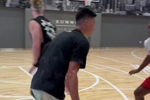 在熱門球場訓練！剛過完37歲生日的林書豪備戰(zhàn)新賽季！