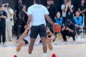 他是懂人情世故的！近距離多角度看小卡成都行集錦！