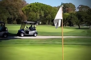 來自于高爾夫的空接！